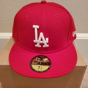 NWT New Era 5950 Los Angeles Dodgers red fitted hat cap 7 1/8 $42 white LA